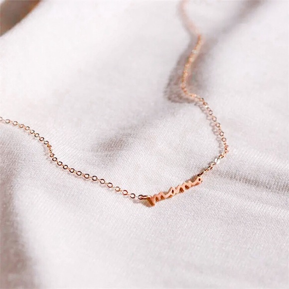 ⚜️𝟯𝟬%𝗢𝗙𝗙 𝗯𝘂𝗻𝗱𝗹𝗲𝘀 𝟯+⚜️ NEW Mama Handwriting Stainless Steel Necklace - Picture 8 of 15